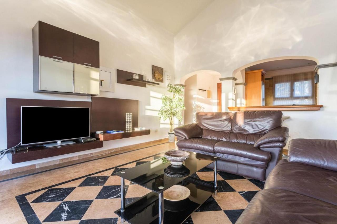 Villa Tania - Villa Independiente Con Piscina Privada Playa Blanca  Ngoại thất bức ảnh